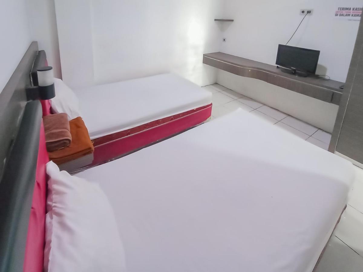 Reddoorz Syariah Near Q-Mall Banjarbaru Martapura  Exteriör bild